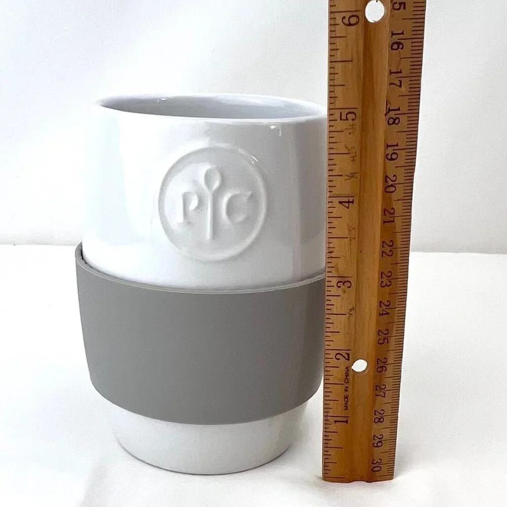 Pampered Chef Ceramic Microwave Cooking Mug w/ Gray Silicone Sleeve No Lid EUC